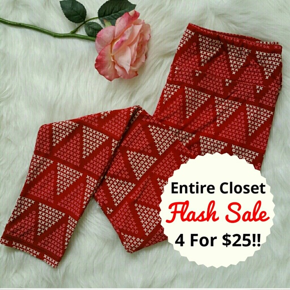 LuLaRoe Pants - LuLaRoe Tall & Curvy Red White XOXO Leggings